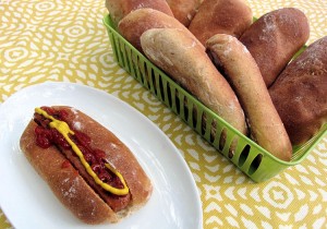 hotdogwithbasket11[1]