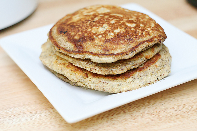 Whole Grain Chia Flax Pancakes