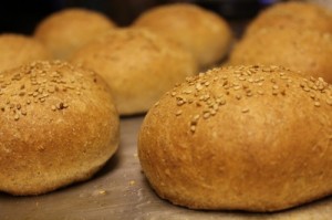 light-wheat-burger-buns_19