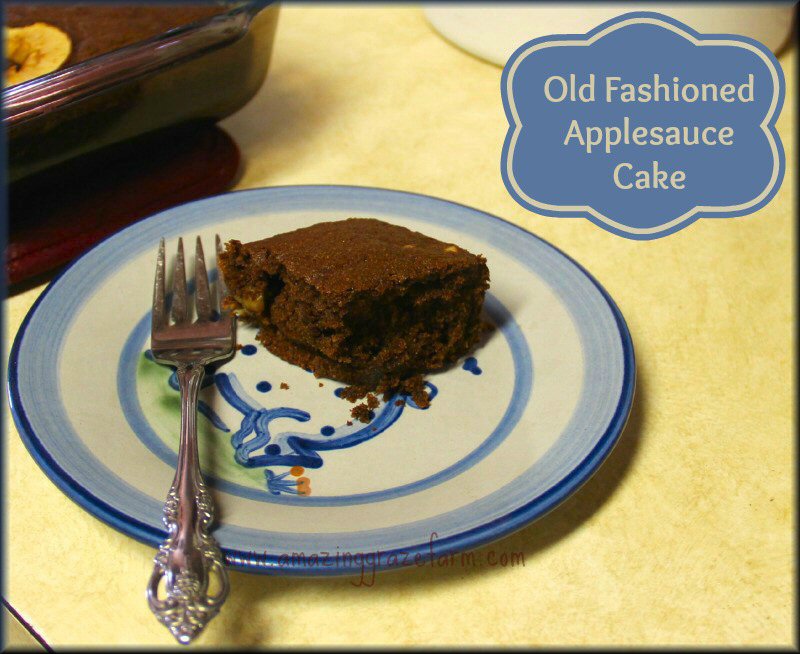 Old Fashioned Applesauce Cake