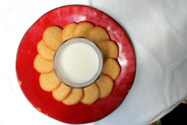 Whole Wheat Vanilla Cookies