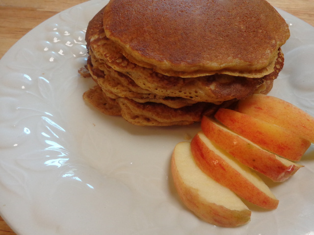 SchneiderPeeps - pumpkin pancakes and apples